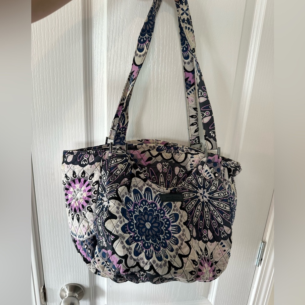 Vera Bradley Retired Mimosa Medallion Purse - Picture 2 of 16